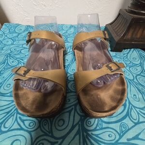 Women's Tan Sandals